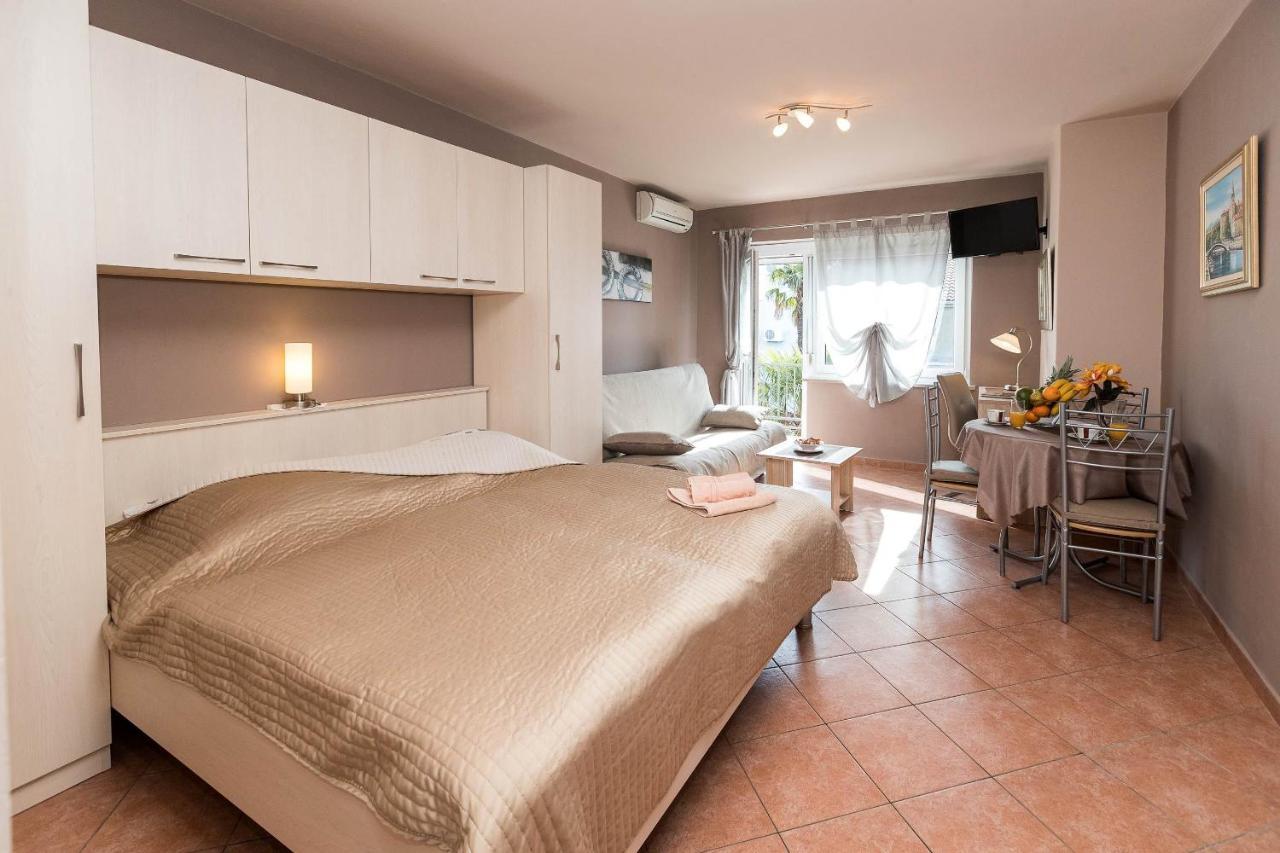 Apartments Karmen 1 Цриквеница Экстерьер фото