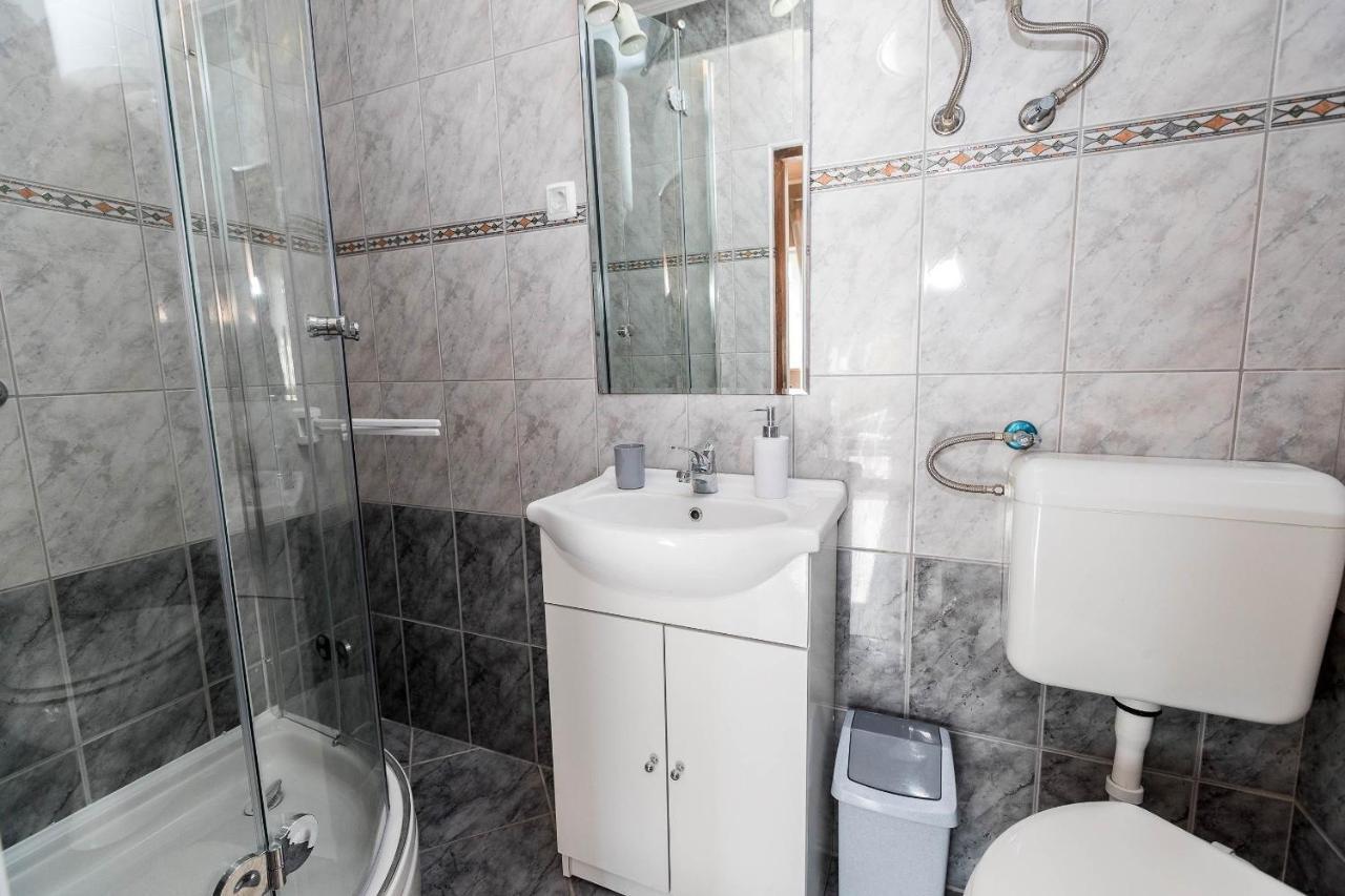 Apartments Karmen 1 Цриквеница Экстерьер фото