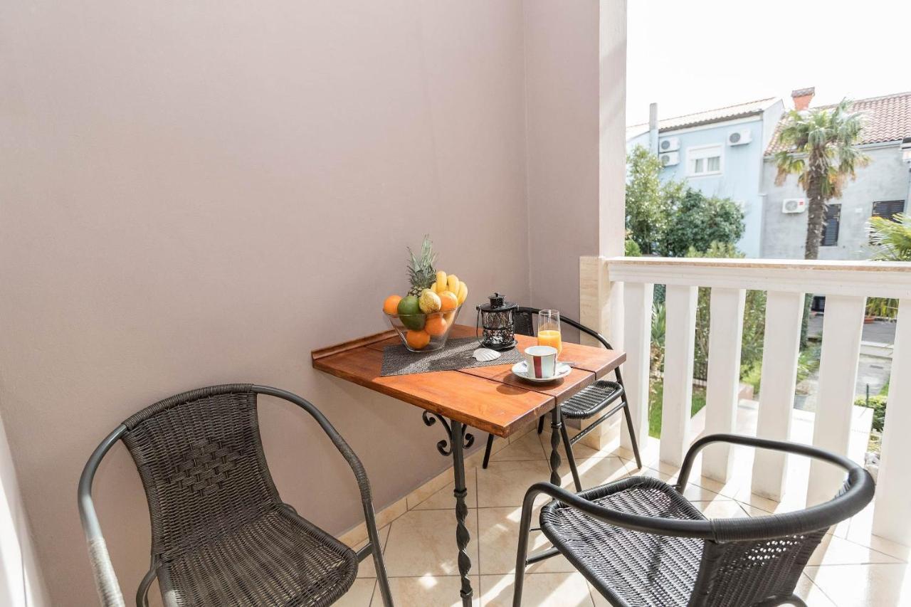 Apartments Karmen 1 Цриквеница Экстерьер фото