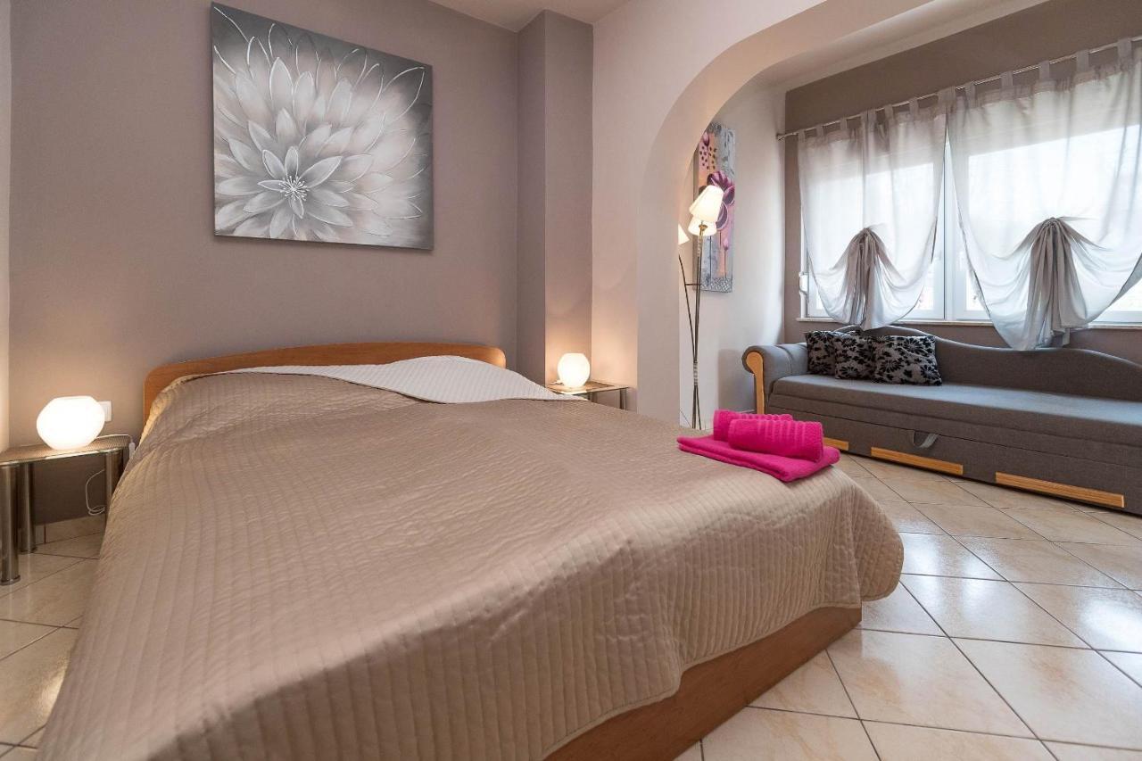 Apartments Karmen 1 Цриквеница Экстерьер фото